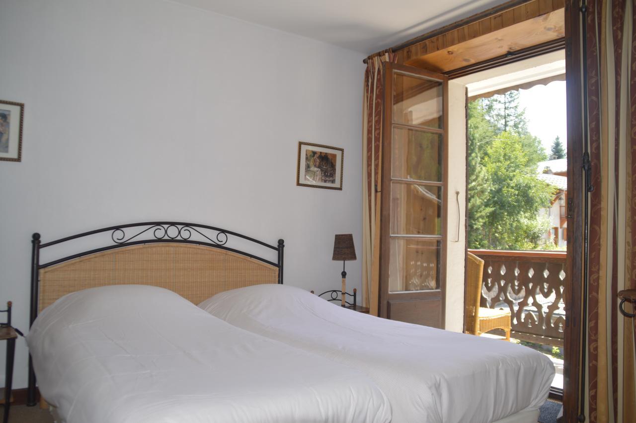 Hotel Le Genepy Тин Екстериор снимка